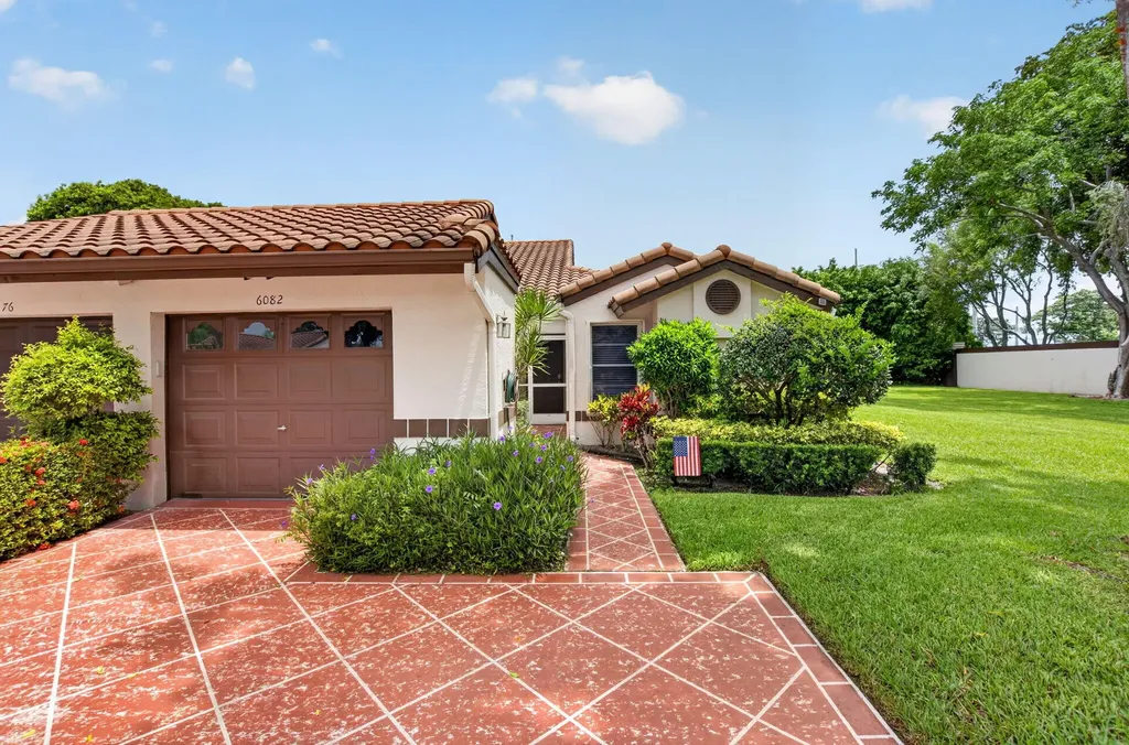 6082 Waldwick Circle Delray Beach FL 33484