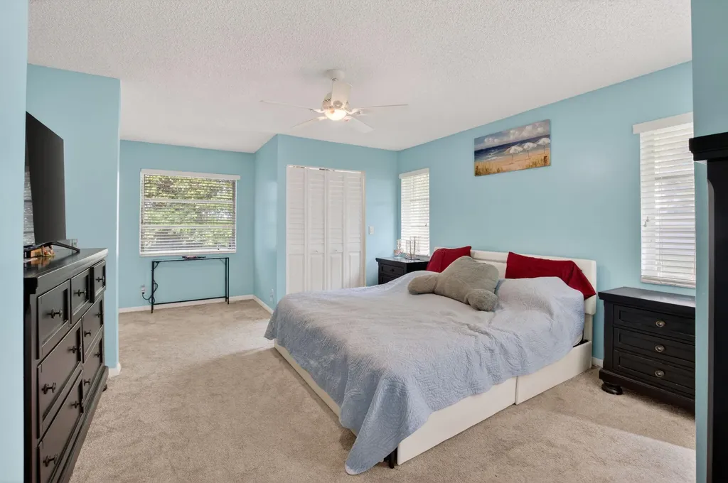 6082 Waldwick Circle Delray Beach FL 33484