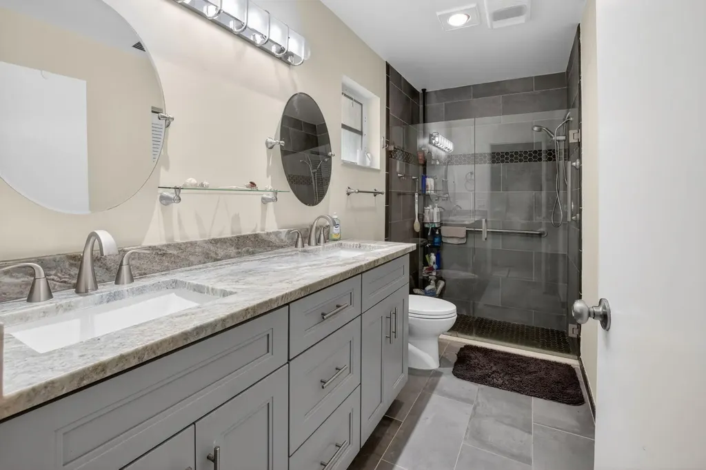 6082 Waldwick Circle Delray Beach FL 33484