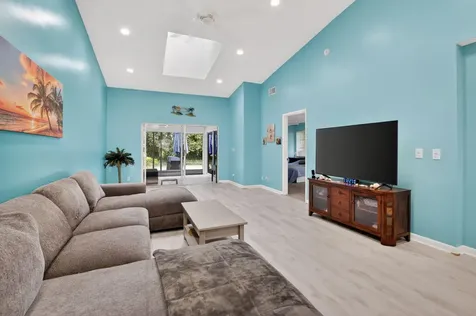 6082 Waldwick Circle Delray Beach FL 33484
