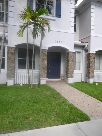 2589 SW 82nd Avenue Miramar FL 33025