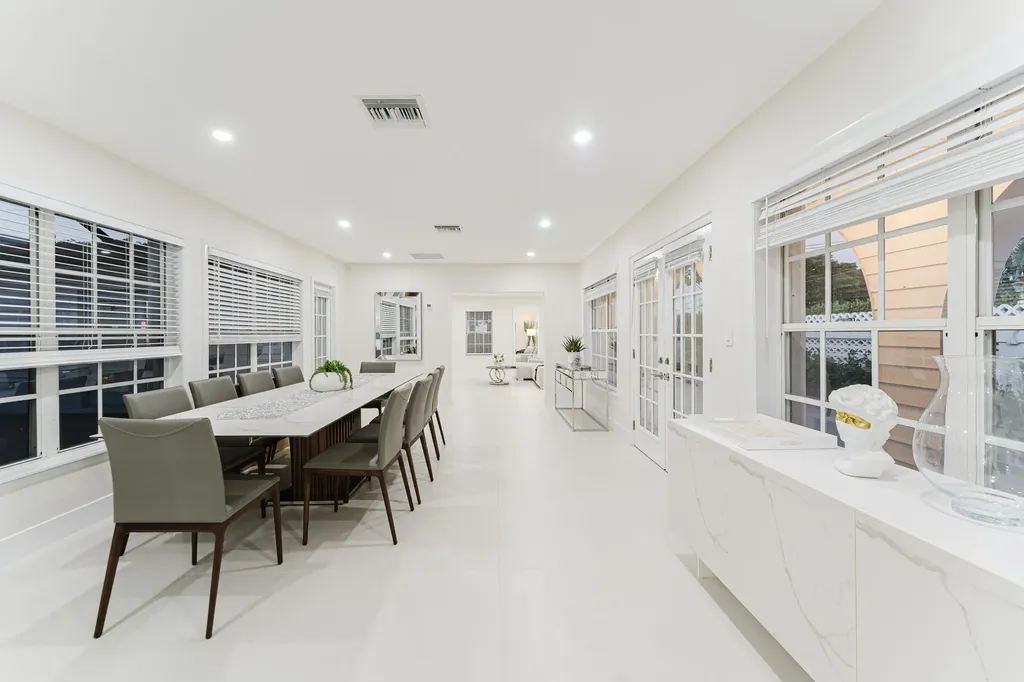 3199 NE 6th Drive Boca Raton FL 33431
