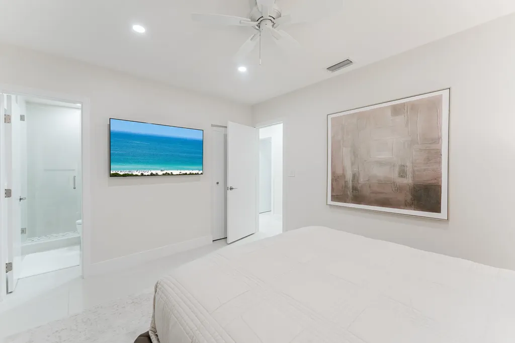 3199 NE 6th Drive Boca Raton FL 33431