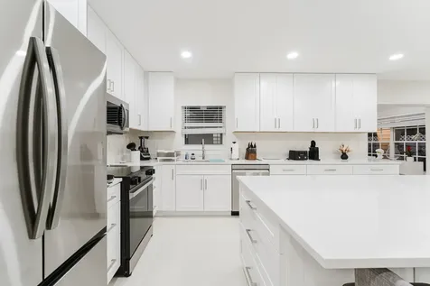 3199 NE 6th Drive Boca Raton FL 33431