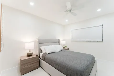 3199 NE 6th Drive Boca Raton FL 33431