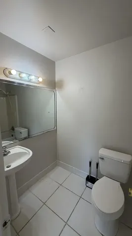5460 S Lakewood Circle S Margate FL 33063