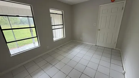 5460 S Lakewood Circle S Margate FL 33063