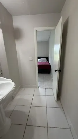 5460 S Lakewood Circle S Margate FL 33063
