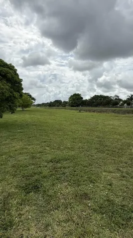 5460 S Lakewood Circle S Margate FL 33063
