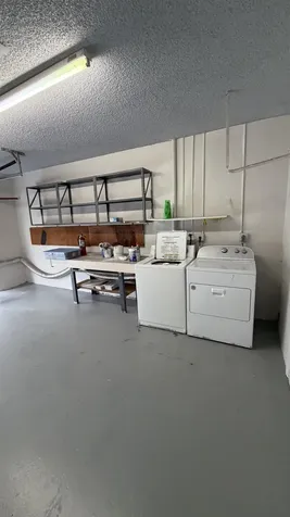5460 S Lakewood Circle S Margate FL 33063