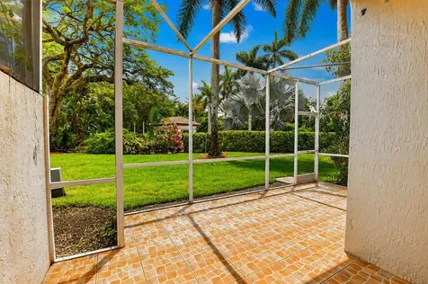 21270 Vía Eden Boca Raton FL 33433