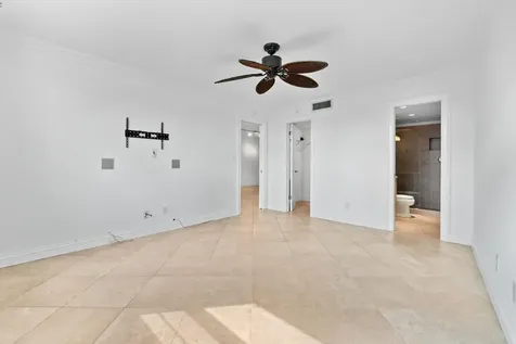 2731 NE 14th Street Pompano Beach FL 33062