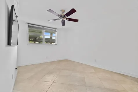 2731 NE 14th Street Pompano Beach FL 33062