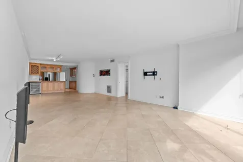 2731 NE 14th Street Pompano Beach FL 33062