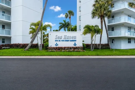 2731 NE 14th Street Pompano Beach FL 33062