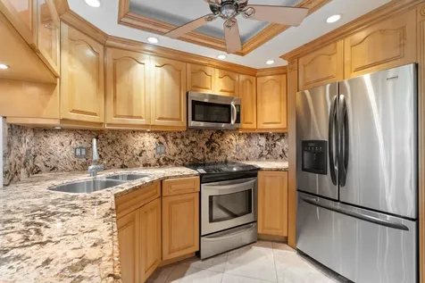 2731 NE 14th Street Pompano Beach FL 33062