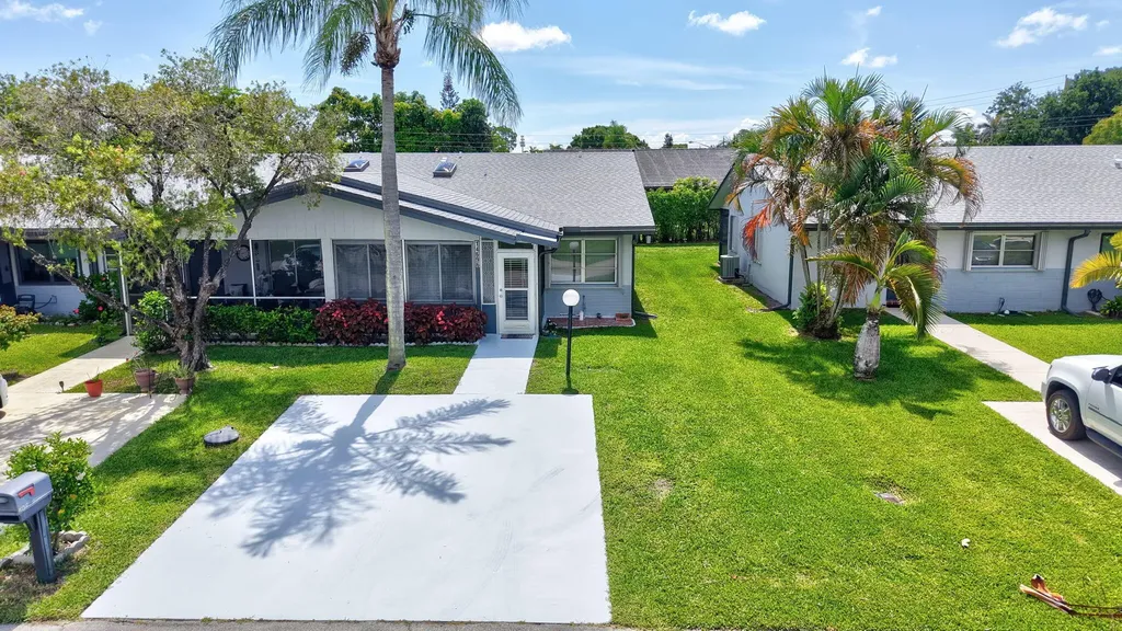 14696 Lucy Drive Delray Beach FL 33484