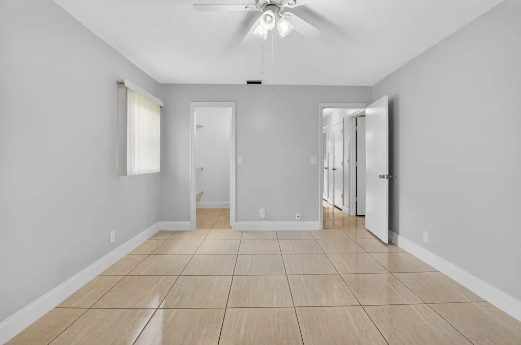 14696 Lucy Drive Delray Beach FL 33484