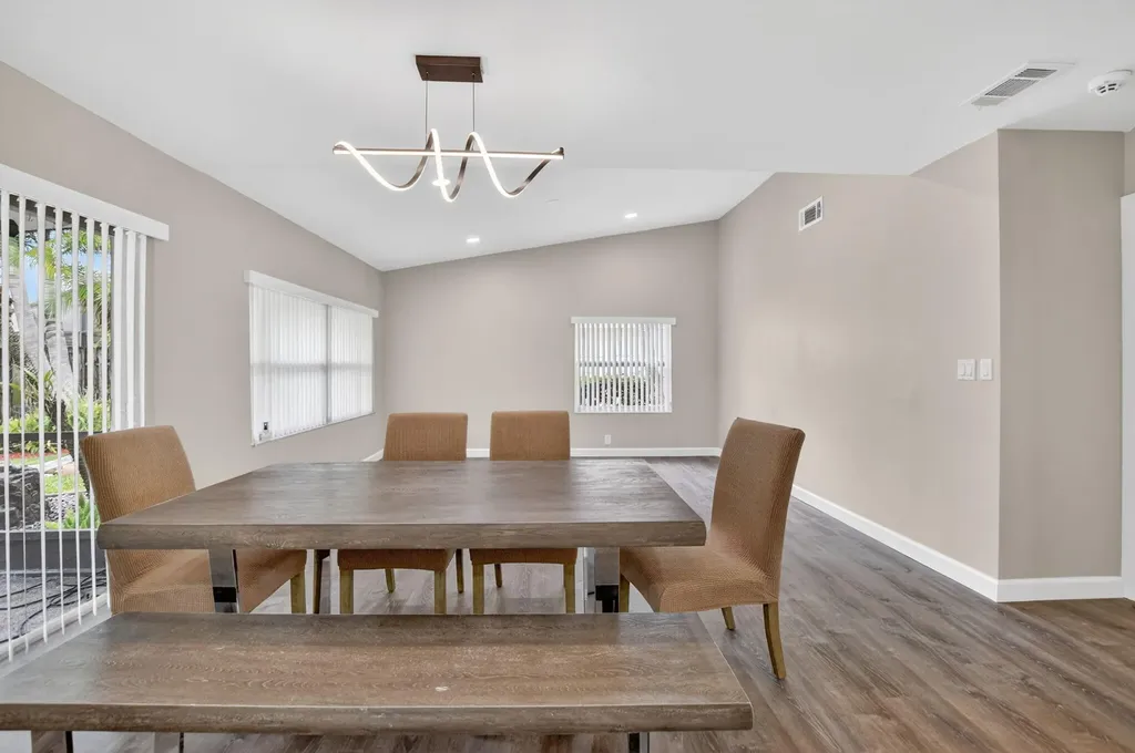 3068 NW 25th Way Boca Raton FL 33434