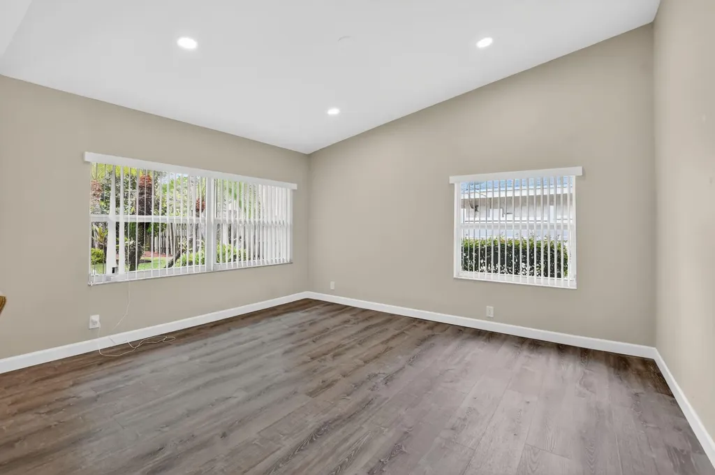 3068 NW 25th Way Boca Raton FL 33434