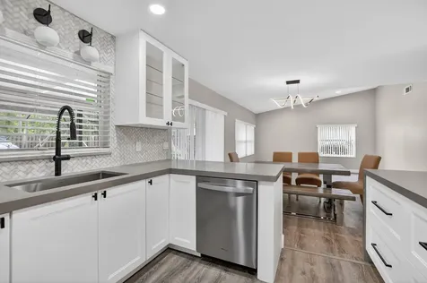 3068 NW 25th Way Boca Raton FL 33434
