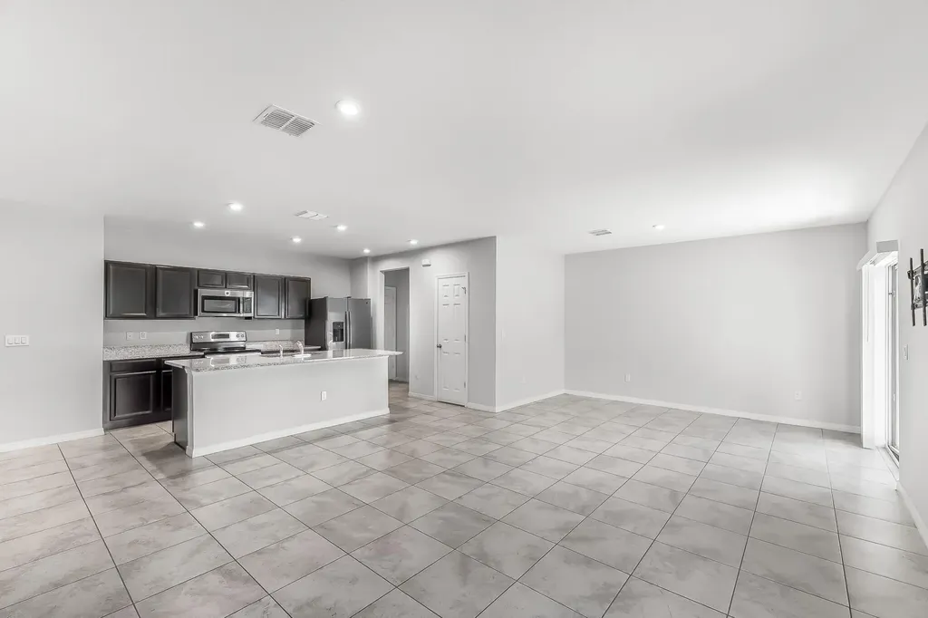 3351 Liberty Square Way Fort Pierce FL 34982