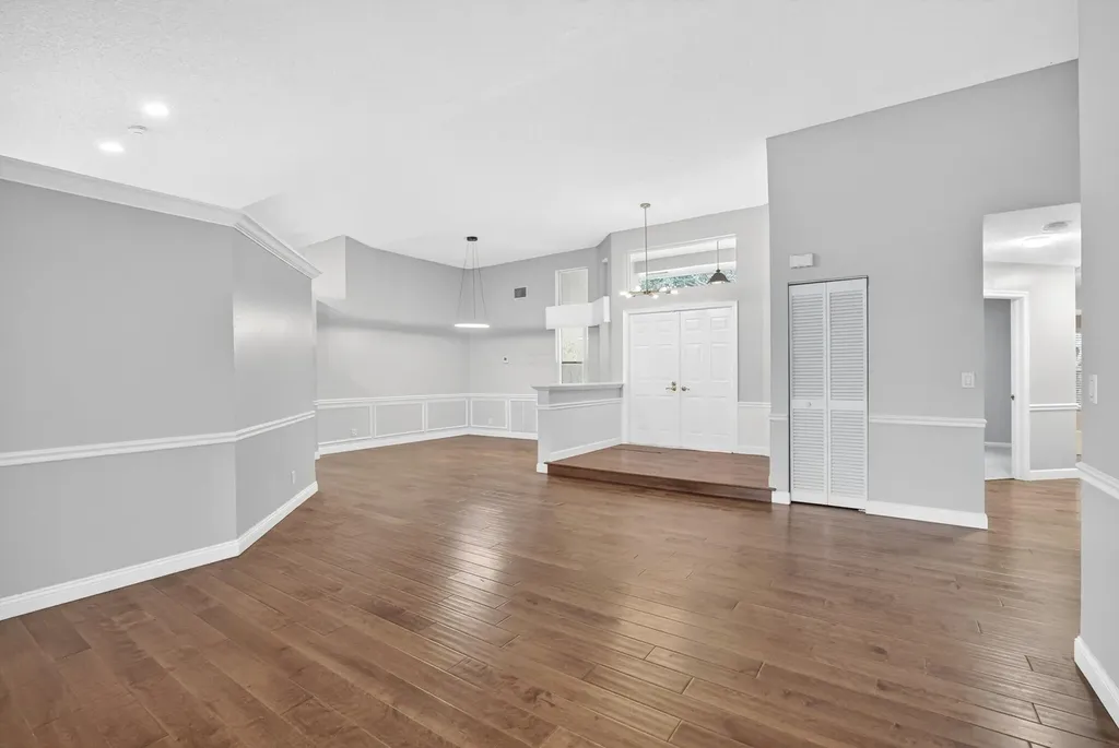 1230 Fairfax Court Weston FL 33326