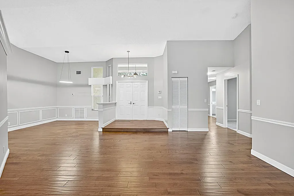 1230 Fairfax Court Weston FL 33326