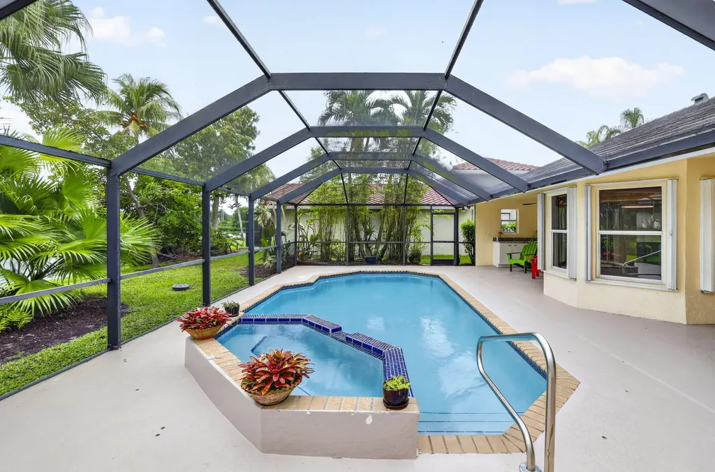 1230 Fairfax Court Weston FL 33326