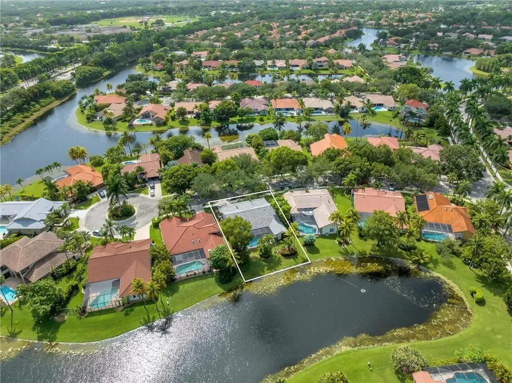 1230 Fairfax Court Weston FL 33326