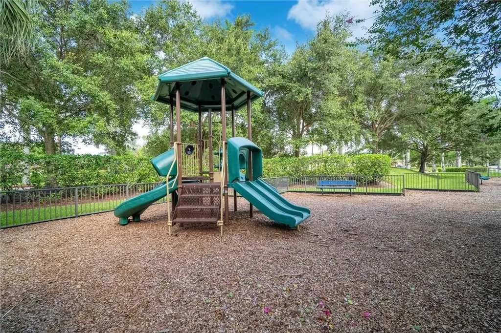 1230 Fairfax Court Weston FL 33326