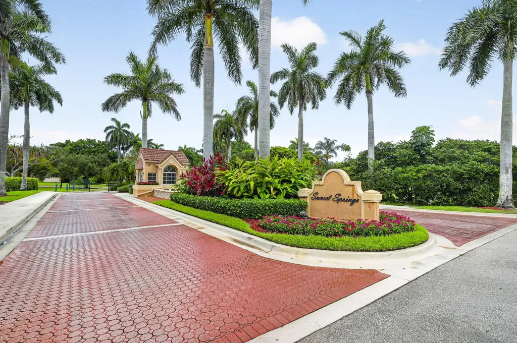 1230 Fairfax Court Weston FL 33326