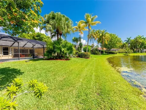 1230 Fairfax Court Weston FL 33326