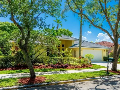 1230 Fairfax Court Weston FL 33326
