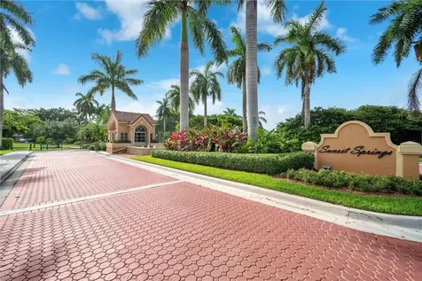 1230 Fairfax Court Weston FL 33326