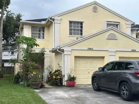 11862 SW 98th Terrace Miami FL 33186