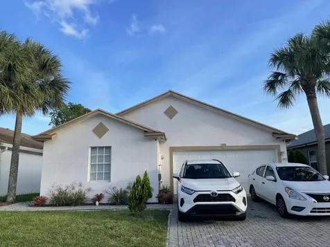 5852 Azalea Circle West Palm Beach FL 33415