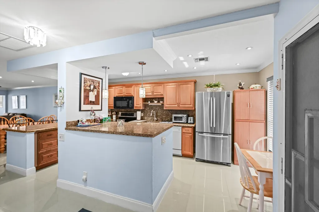 2730 SW 15th Street Delray Beach FL 33445