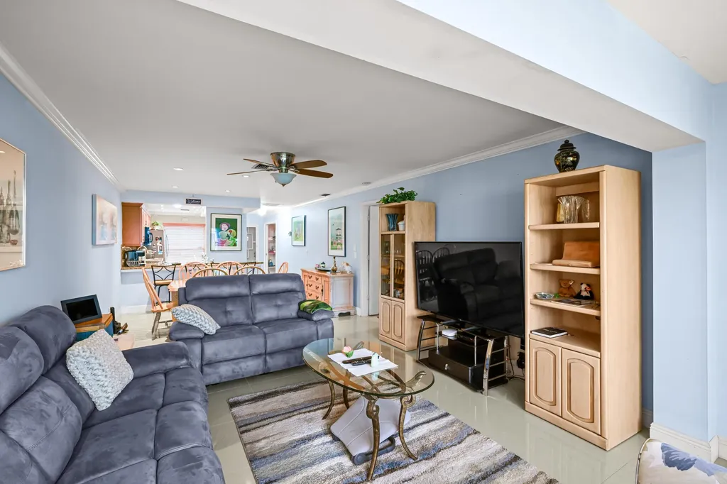 2730 SW 15th Street Delray Beach FL 33445