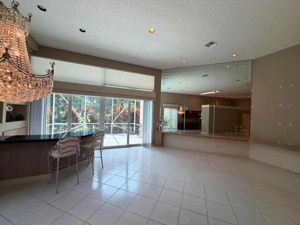 6429 Three Lakes Boynton Beach FL 33437