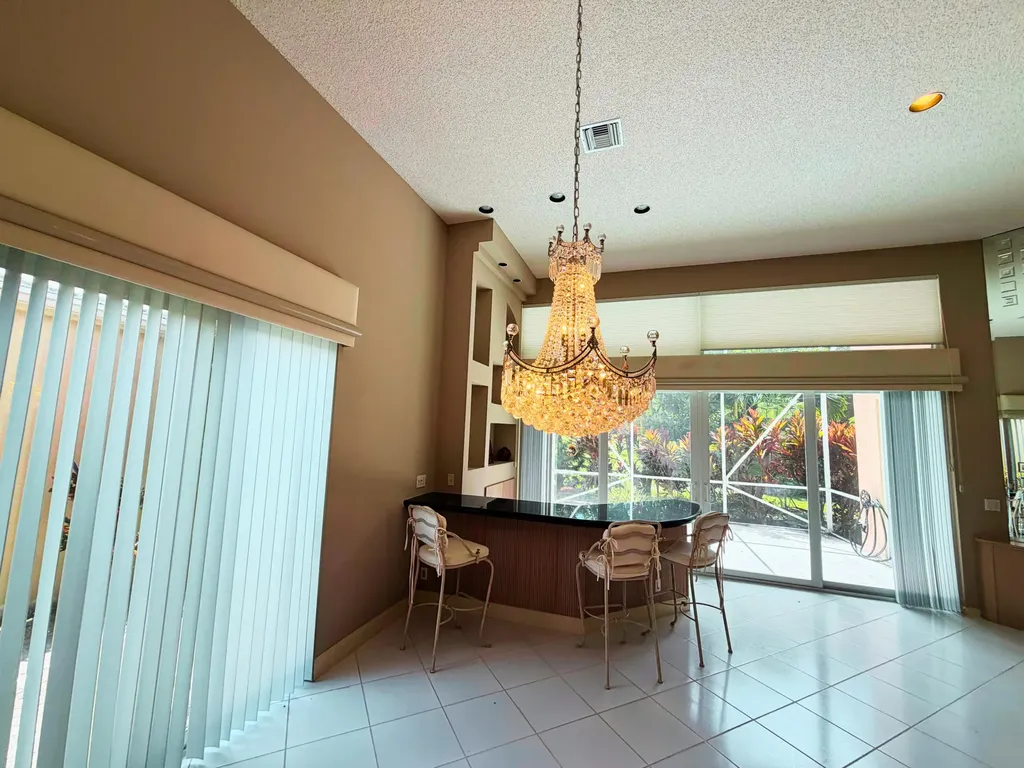 6429 Three Lakes Boynton Beach FL 33437