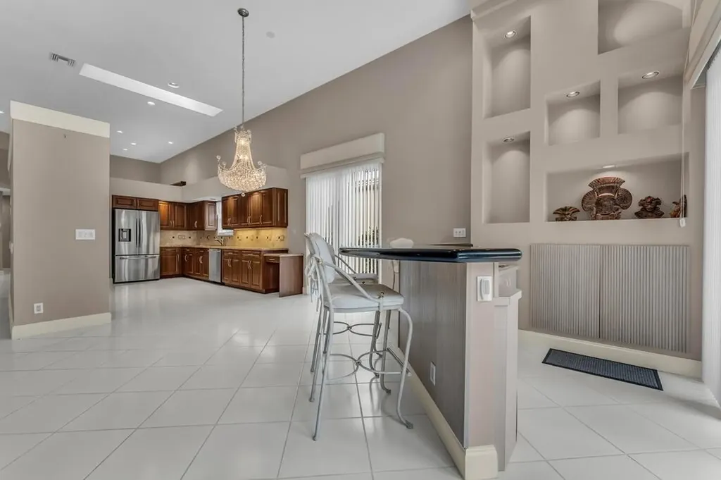 6429 Three Lakes Boynton Beach FL 33437
