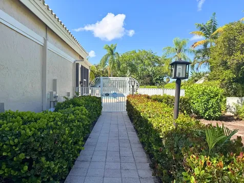 6429 Three Lakes Boynton Beach FL 33437