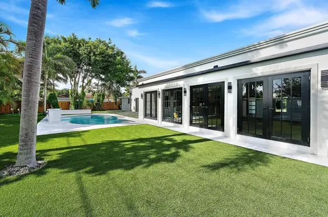 391 W Riverside Drive Tequesta FL 33469