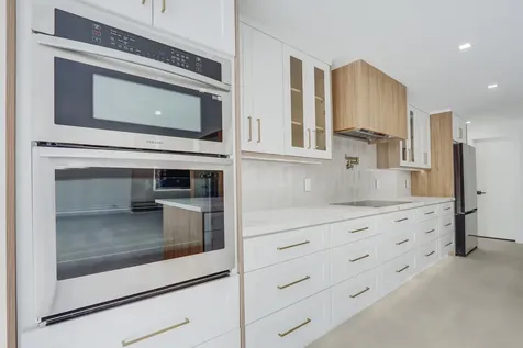 391 W Riverside Drive Tequesta FL 33469