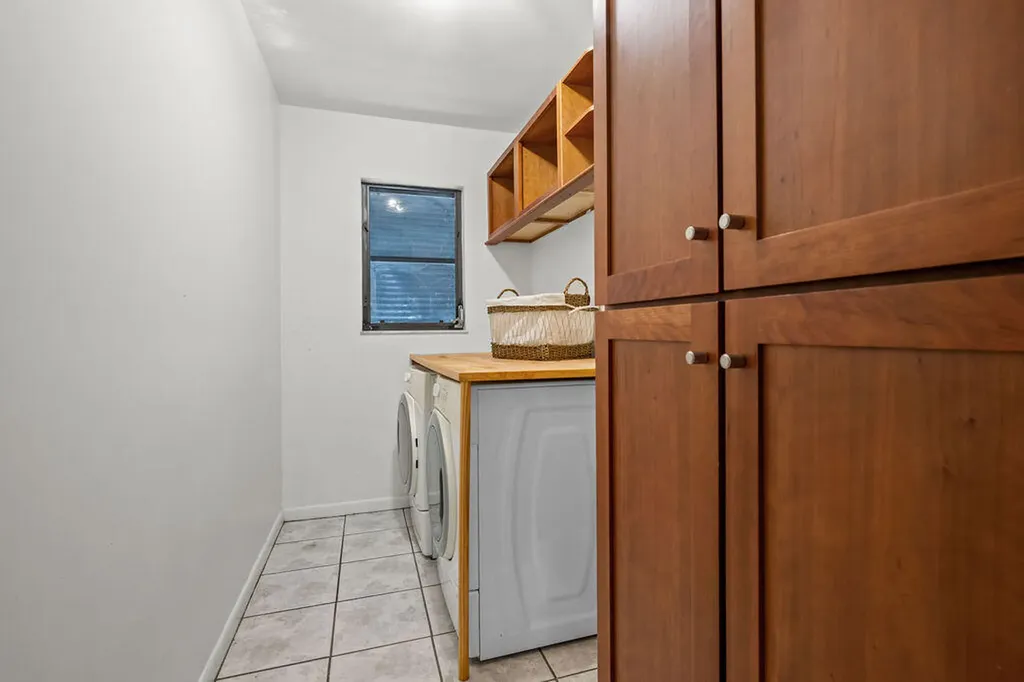 5068 SE Major Way Stuart FL 34997
