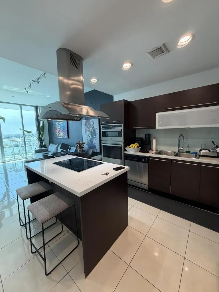 7930 East Drive North Bay Village FL 33141