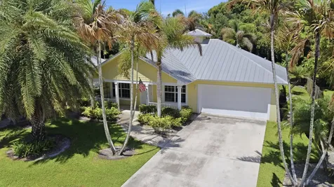 5802 SE Wesley Avenue Stuart FL 34997