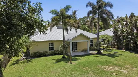 5802 SE Wesley Avenue Stuart FL 34997