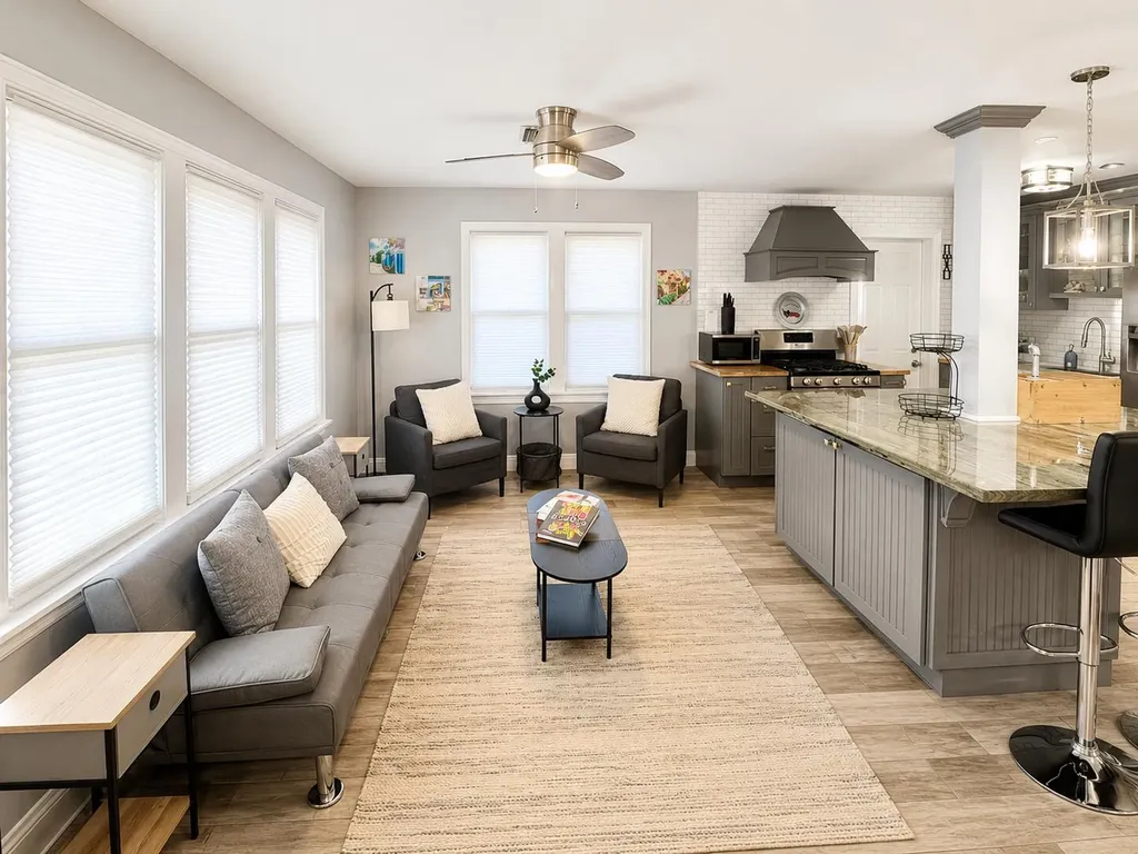 322 S L Street Lake Worth Beach FL 33460